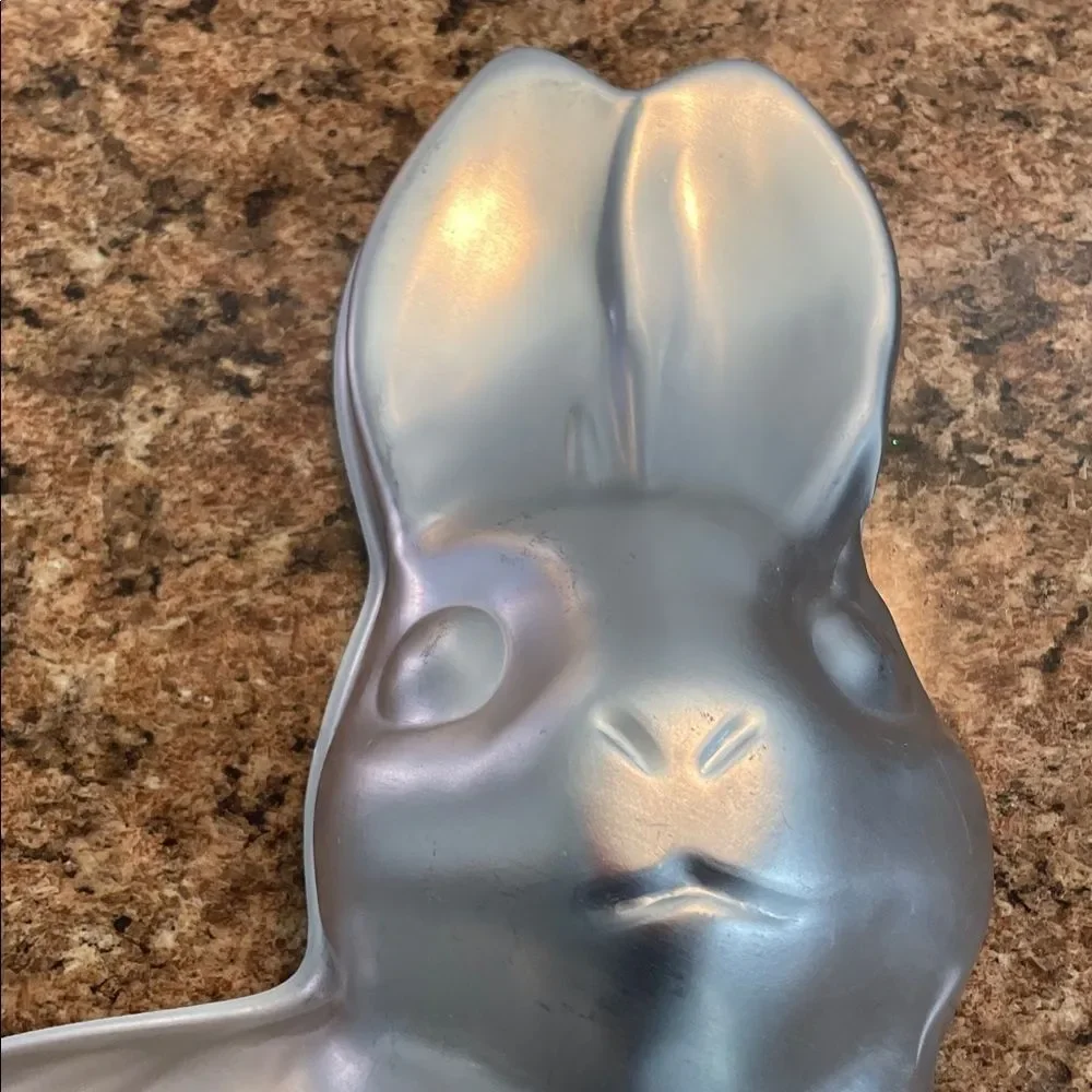 Silver Bunny Home baking pan